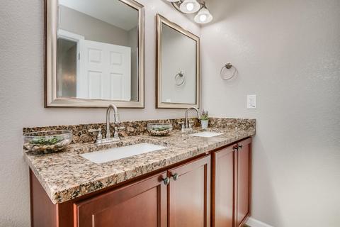 2843 E Cannon Dr, Phoenix, AZ 85028 photo 13