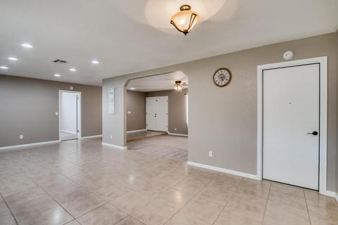 2843 E Cannon Dr, Phoenix, AZ 85028 photo 6