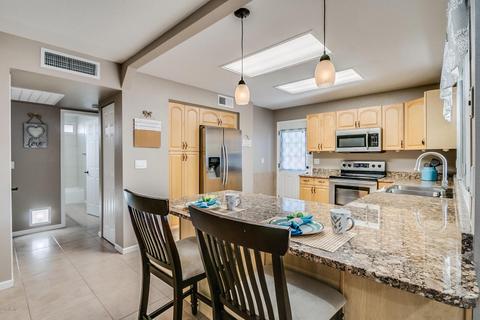 2843 E Cannon Dr, Phoenix, AZ 85028 photo 9