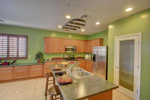 3259 E Isaiah Ct, Gilbert, AZ 85298 photo 4