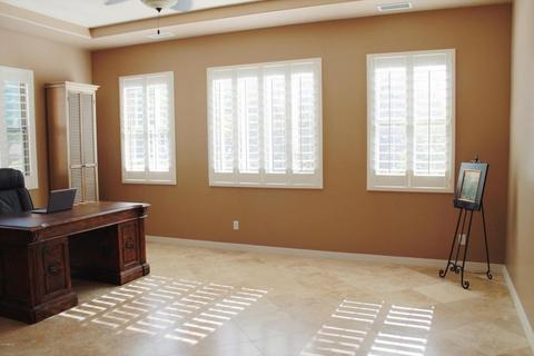 2819 E Desert Ln, Phoenix, AZ 85042 photo 9