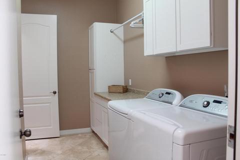 2819 E Desert Ln, Phoenix, AZ 85042 photo 17