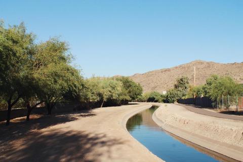 2819 E Desert Ln, Phoenix, AZ 85042 photo 47