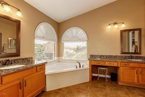 1515 E Oxford Ln, Gilbert, AZ 85295 photo 26