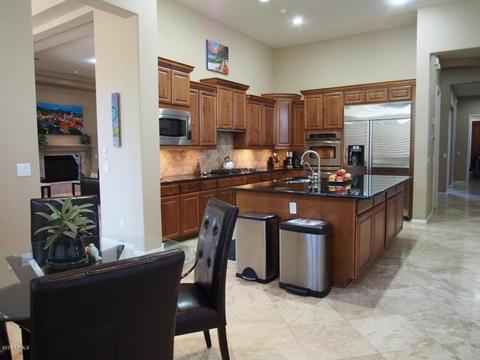 3613 E Robin Ln, Phoenix, AZ 85050 photo 5