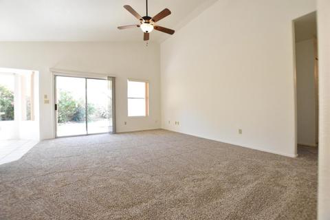 4617 E Thistle Landing Dr, Phoenix, AZ 85044 photo 7