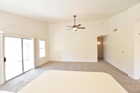 4617 E Thistle Landing Dr, Phoenix, AZ 85044 photo 6