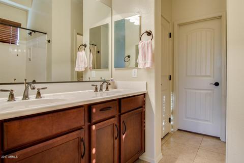 8740 E Ivy St, Mesa, AZ 85207 photo 17