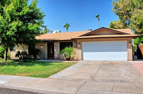 5135 E Tamblo Dr, Phoenix, AZ 85044 photo 1