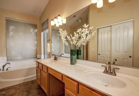 4601 E Briles Rd, Phoenix, AZ 85050 photo 19