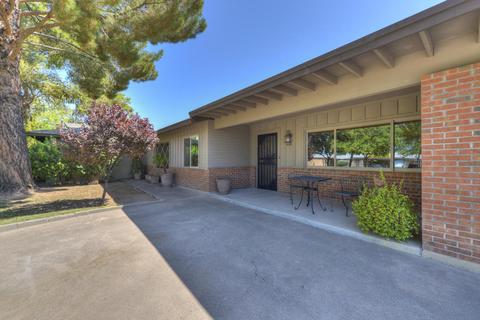 4301 N 38th St, Phoenix, AZ 85018 photo 2