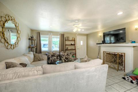 3741 E Captain Dreyfus Ave, Phoenix, AZ 85032 photo 16
