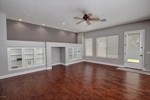 262 E Frances Ln, Gilbert, AZ 85295 photo 9