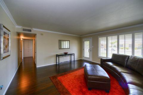3402 N 44th Pl, Phoenix, AZ 85018 photo 4