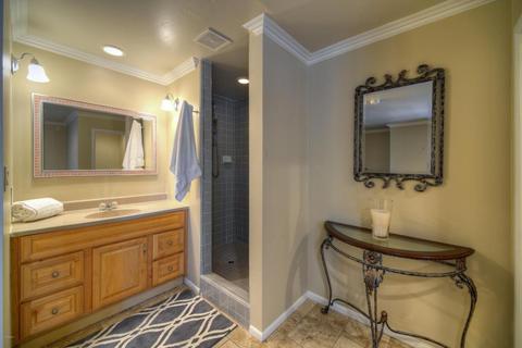 3402 N 44th Pl, Phoenix, AZ 85018 photo 9