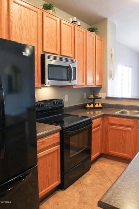 6323 S 25th Dr, Phoenix, AZ 85041 photo 7