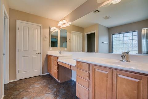 3795 E Parkview Dr, Gilbert, AZ 85295 photo 14