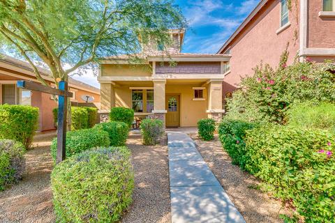 4358 E Sack Dr, Phoenix, AZ 85050 photo 1