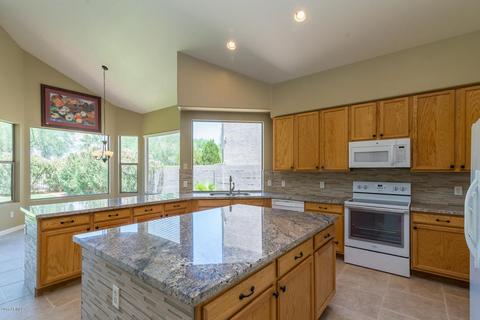 718 E Irma Ln, Phoenix, AZ 85024 photo 6