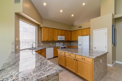 718 E Irma Ln, Phoenix, AZ 85024 photo 8