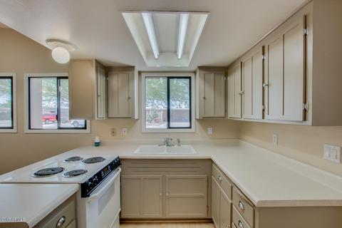 3651 E Shaw Butte Dr, Phoenix, AZ 85028 photo 2