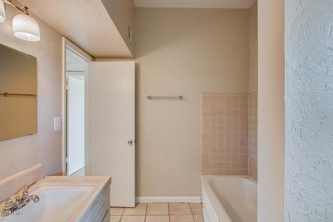 3651 E Shaw Butte Dr, Phoenix, AZ 85028 photo 11