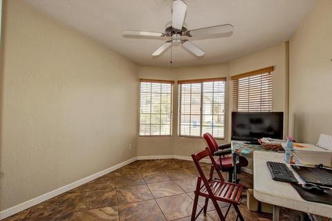 3728 E Taro Ln, Phoenix, AZ 85050 photo 5