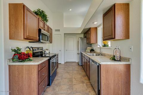 2318 E Austin Dr, Gilbert, AZ 85296 photo 13