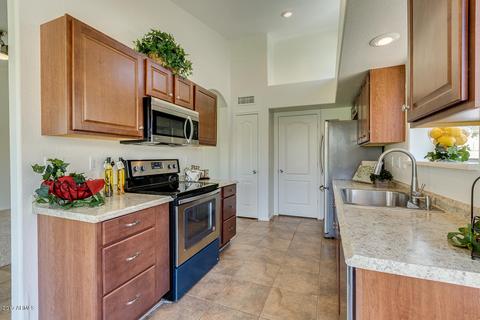 2318 E Austin Dr, Gilbert, AZ 85296 photo 12