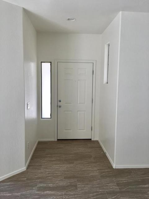 1945 Emily Ln, Gilbert, AZ 85295 photo 5