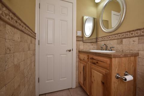 4423 E Turney Ave, Phoenix, AZ 85018 photo 8
