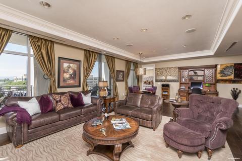 2211 E Camelback Rd #404, Phoenix, AZ 85016 photo 10