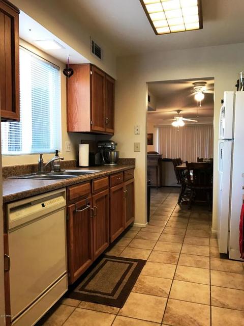 409 E Colgate Dr, Tempe, AZ 85283 photo 2