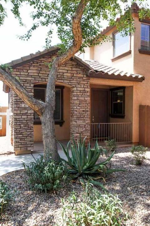 67 E Palomino Dr, Gilbert, AZ 85296 photo 2