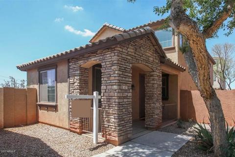 67 E Palomino Dr, Gilbert, AZ 85296 photo 1