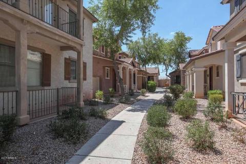 67 E Palomino Dr, Gilbert, AZ 85296 photo 3