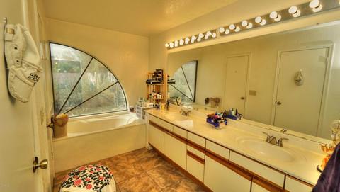 4246 E Mountain Sage Dr, Phoenix, AZ 85044 photo 15