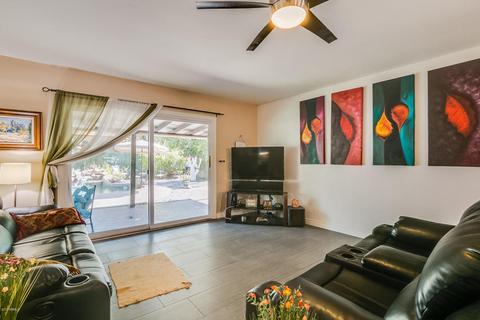 1129 E Marlette Ave, Phoenix, AZ 85014 photo 4