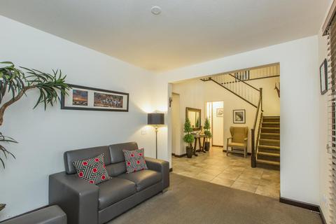10610 E Kinetic Dr, Mesa, AZ 85212 photo 7