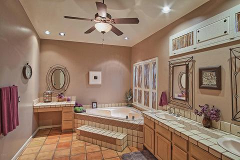 3418 E Las Rocas Dr, Phoenix, AZ 85028 photo 11