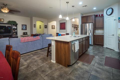 2925 E Trigger Way, Gilbert, AZ 85297 photo 12