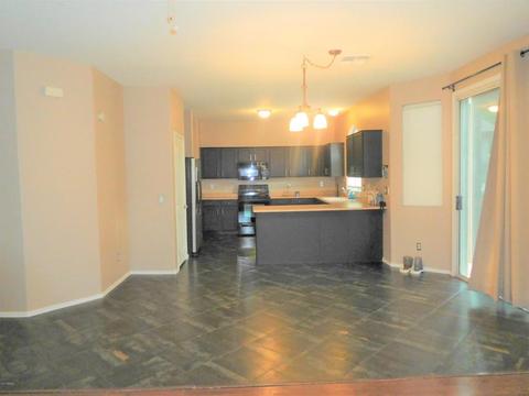 6820 S 38th Dr, Phoenix, AZ 85041 photo 5