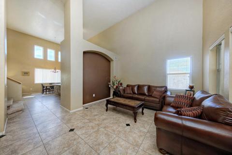 3381 S Lawson Dr, Apache Junction, AZ 85120 photo 2