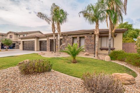 748 Elgin St, Gilbert, AZ 85295 photo 2