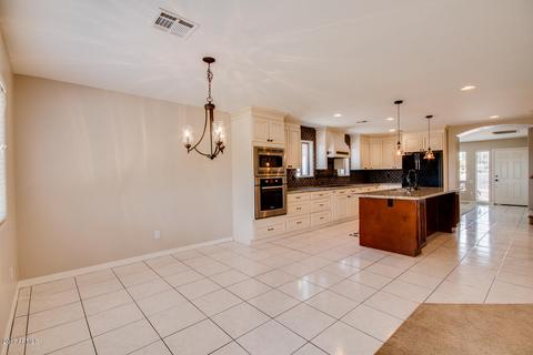 552 N Falcon Dr, Gilbert, AZ 85234 photo 17