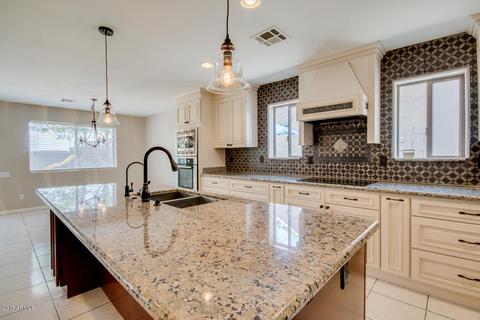 552 N Falcon Dr, Gilbert, AZ 85234 photo 23
