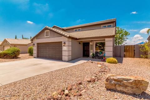552 N Falcon Dr, Gilbert, AZ 85234 photo 5