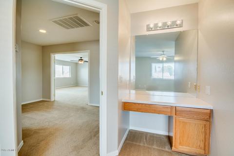 552 N Falcon Dr, Gilbert, AZ 85234 photo 52