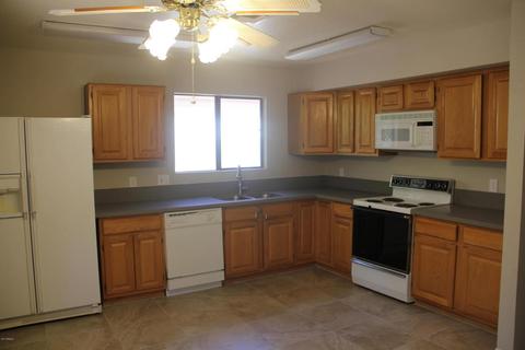 1521 E Laurel Ave, Gilbert, AZ 85234 photo 5