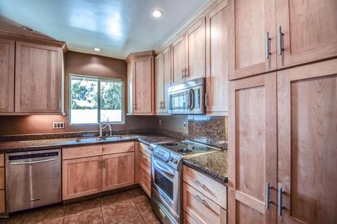 511 E Solana Dr, Tempe, AZ 85281 photo 16